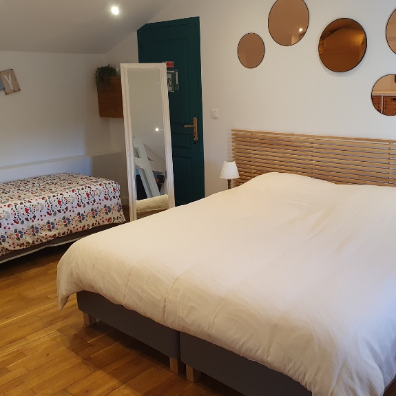 Chambre familiale, généreuse et modulable